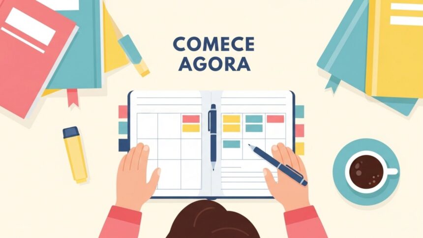 Vista superior de caderno aberto com planejamento colorido sendo preenchido por uma pessoa, rodeado por livros, caneta, marca-texto e xícara de café; no topo está escrito “COMECE AGORA”.