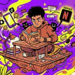 Uma ilustração vibrante e estilizada de um jovem de cabelos cacheados e moletom vermelho tentando ler um livro intitulado "FOCO & LITERATURA". Ele está sentado em uma plataforma flutuante de madeira e exibe uma expressão de forte concentração. Ao seu redor, há um turbilhão psicodélico de cores roxas e amarelas repleto de distrações: um celular flutuante exibindo logotipos de redes sociais, fones de ouvido, um pacote de salgadinho e pequenas criaturas escuras que simbolizam "NOTIFICAÇÕES" e "REDE SOCIAL", além de um grande ícone da Netflix com a palavra "SERIES".